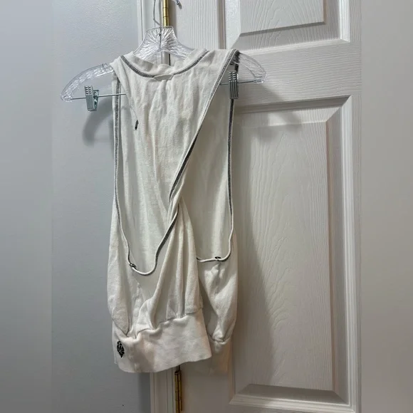 Free People Movement So Twisted Tank in white and black size medium - Picture 4 of 5